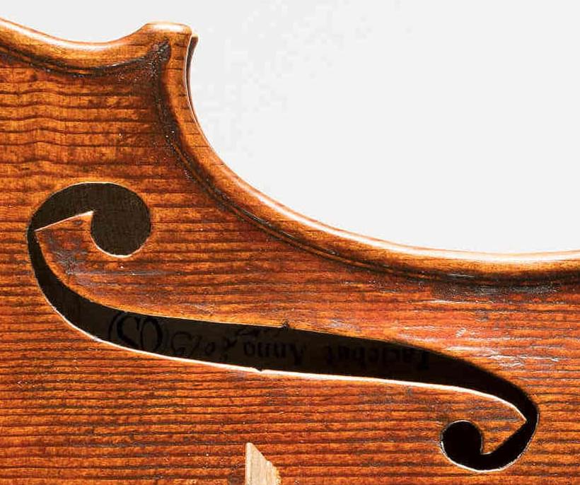 Violin Guarneri del Gesu 'Ole Bull' 1744