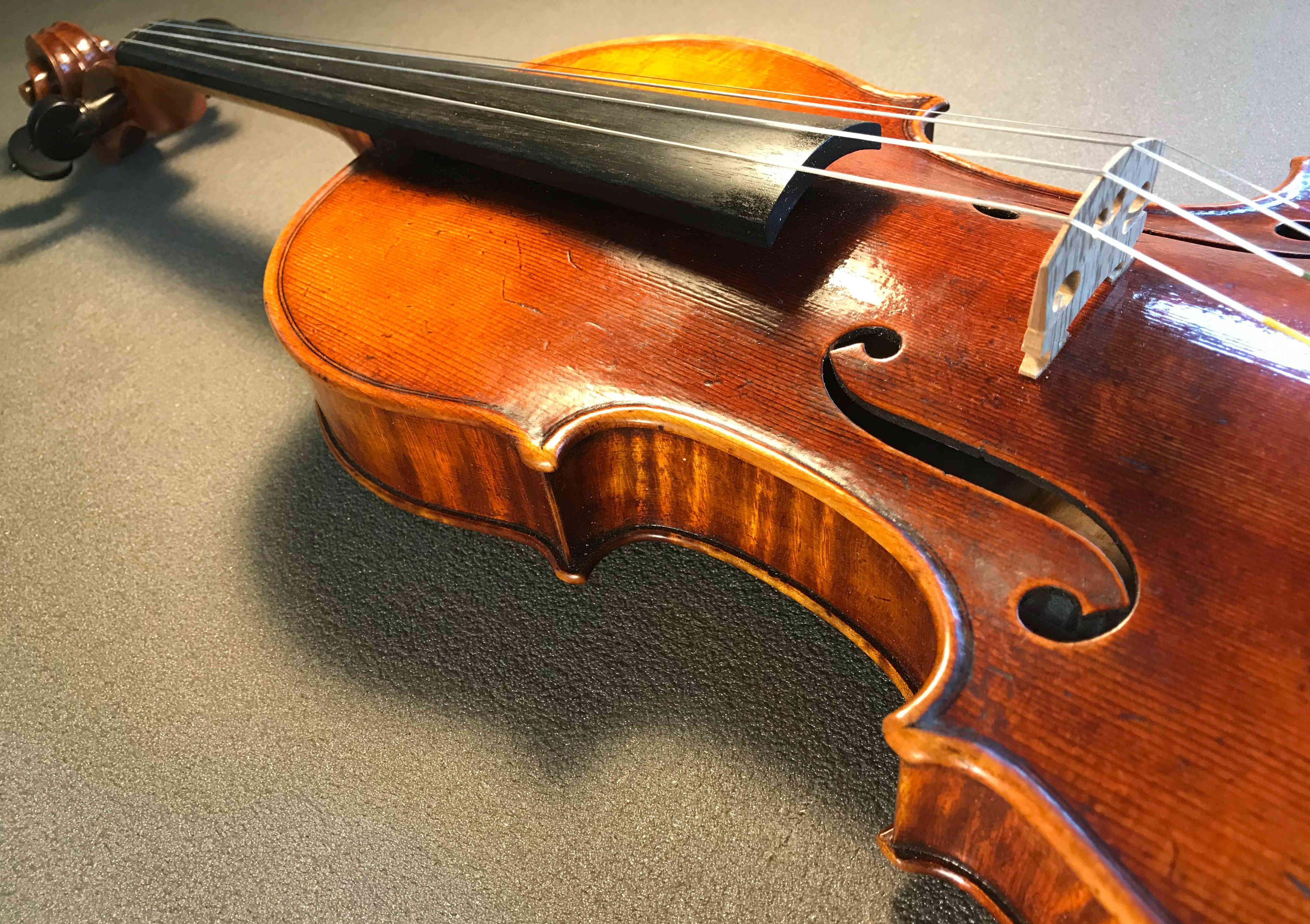 Violin A.Stradivari 'Titian' 1715
